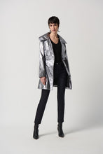Load image into Gallery viewer, Slim fit black jeans with a touch of sparkle. Perfect for adding some glam to your outfit!
