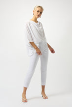 Load image into Gallery viewer, Elegant pull-on pants in soft jacquard, featuring a stylish JR ornament and a comfortable contour waistband.

